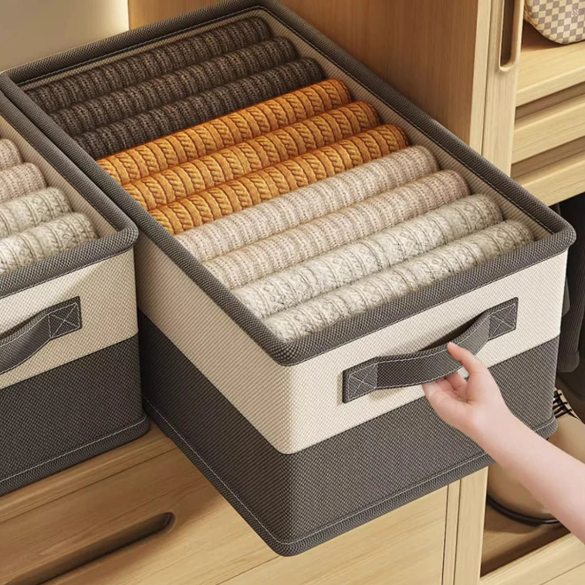 Home Storage Box for Bedding and Clothing Home Organizer with Compartments Under-Bed Storage Space Saving Clothes Organizer